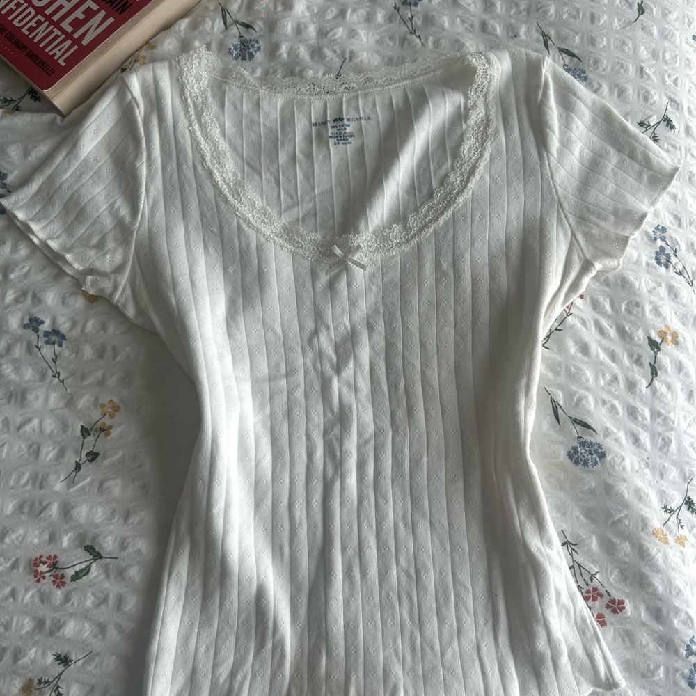 Lace-Trim Scoop Neck Ribbed Top - White